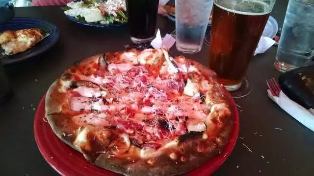 Il Vicino Wood Oven Pizza