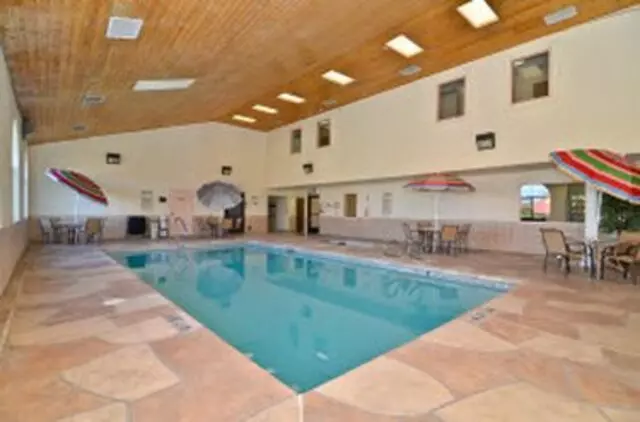 Americas Best Value Inn & Suites