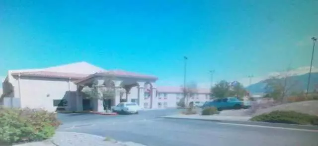 Americas Best Value Inn & Suites