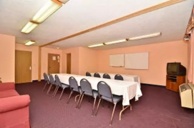 Americas Best Value Inn & Suites