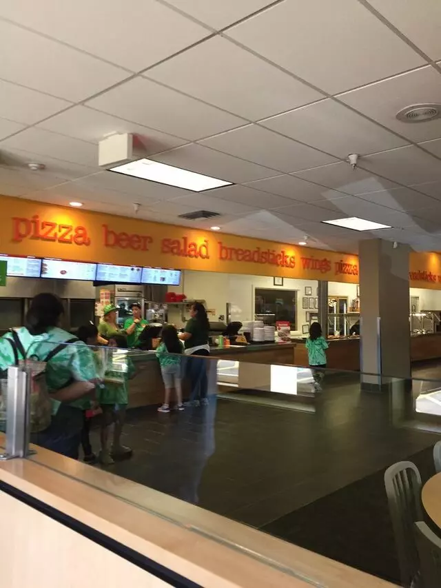 Peter Piper Pizza