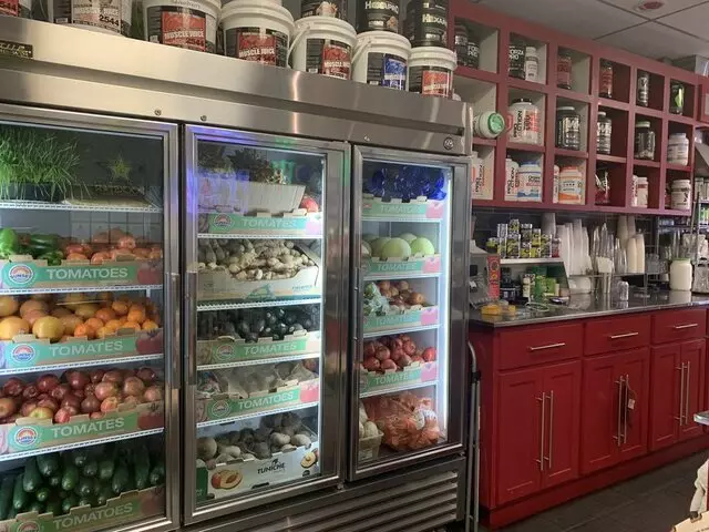 Beets  Juice  Bar  &  Cafe