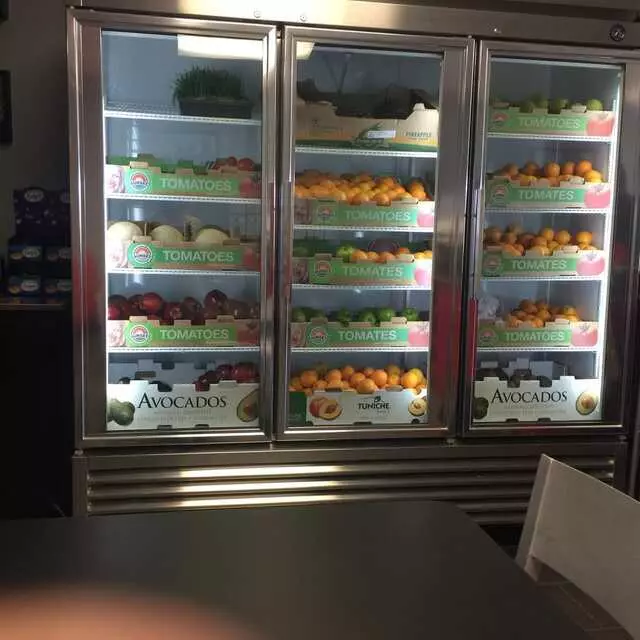 Beets  Juice  Bar  &  Cafe