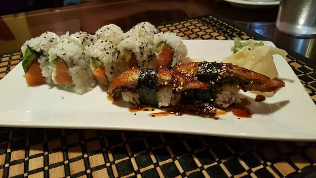 Sakura Sushi