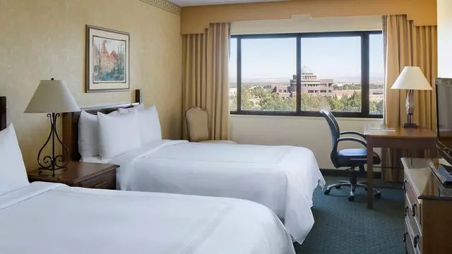 Albuquerque Marriott Pyramid North