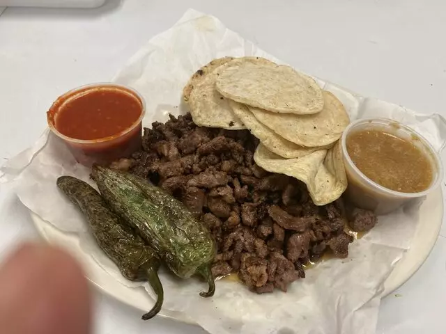 Lupita&apos;s Taqueria