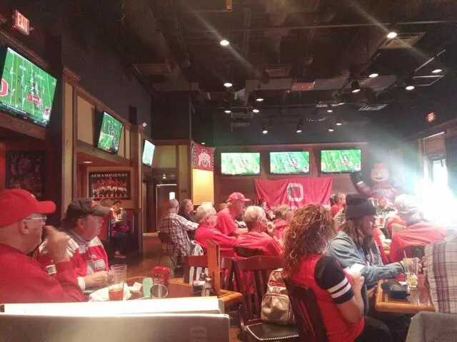 Fox & Hound Pub & Grill