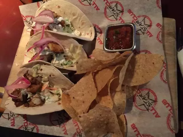 Fox & Hound Pub & Grill