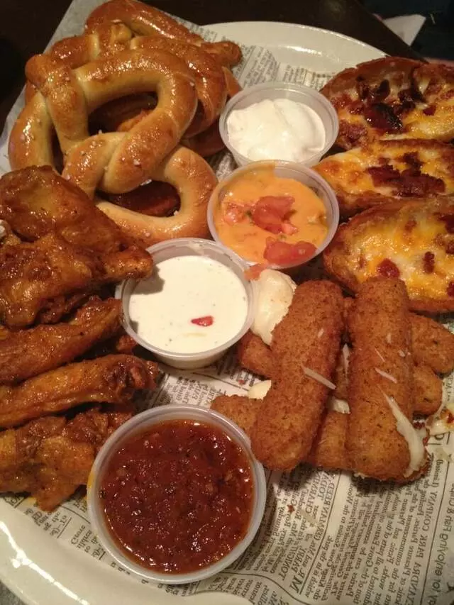 Fox & Hound Pub & Grill