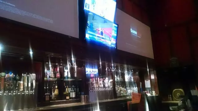 Fox & Hound Pub & Grill