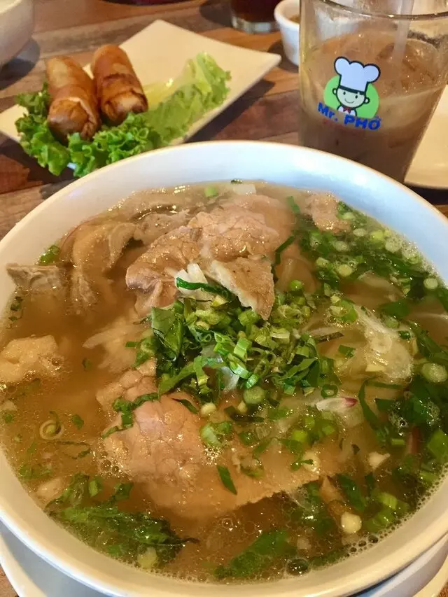 Mr Pho