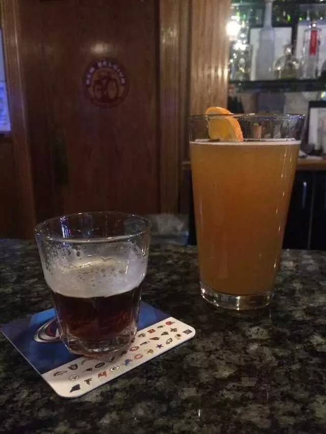 Louie’s Pub & Grill