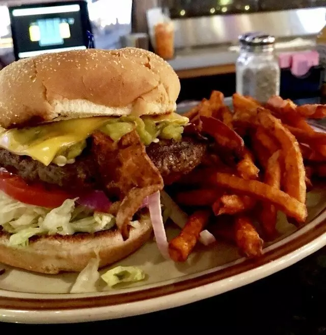 The Horse & Angel Tavern