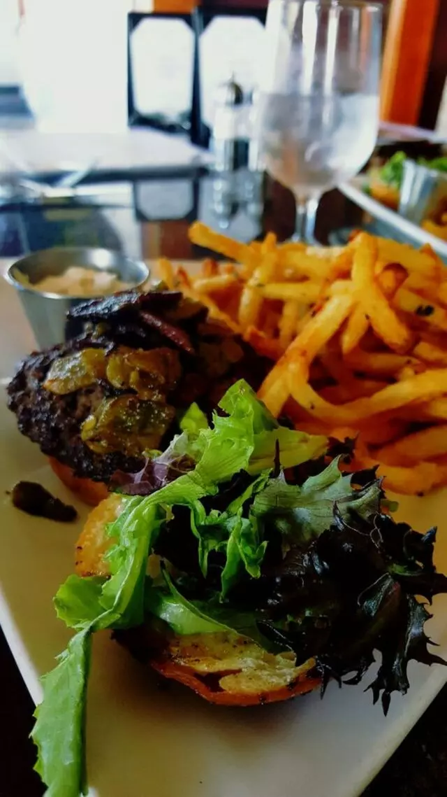 Artichoke Cafe