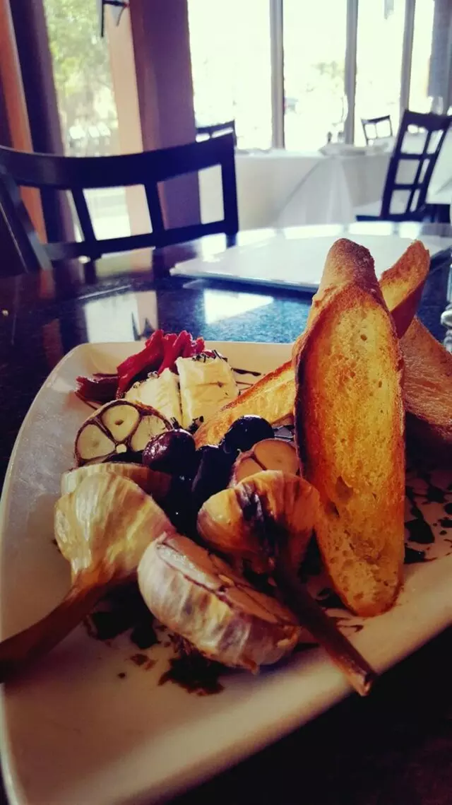 Artichoke Cafe