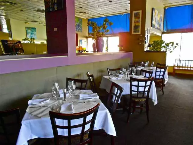 Artichoke Cafe