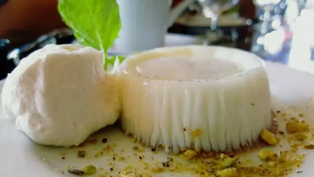 Artichoke Cafe