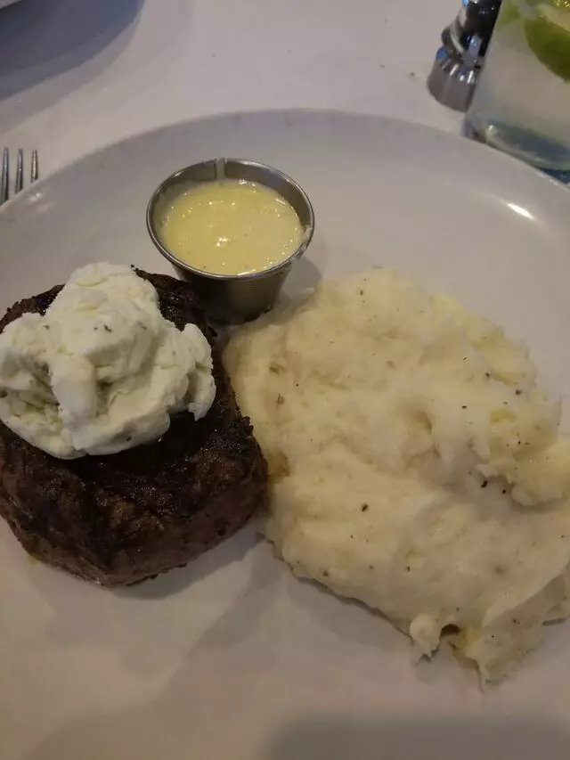 Artichoke Cafe