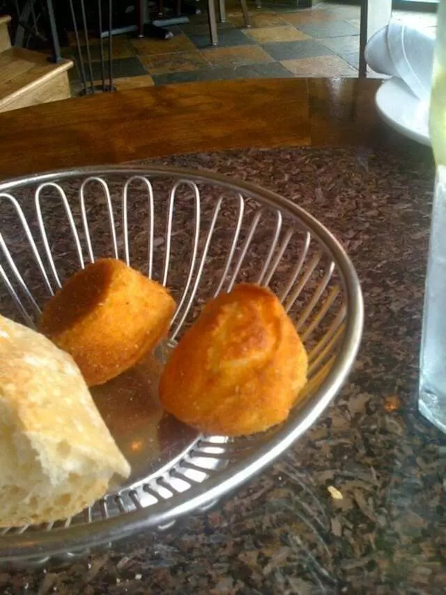Artichoke Cafe