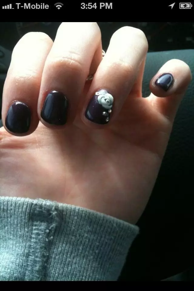 Artist’s Nail