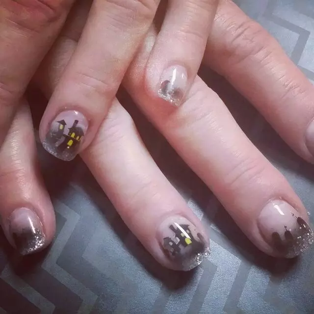 Artist’s Nail