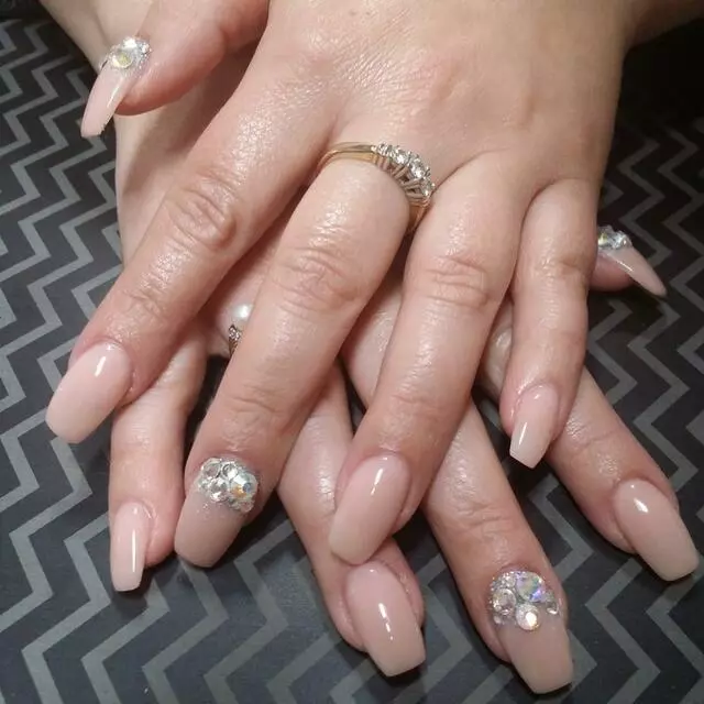 Artist’s Nail