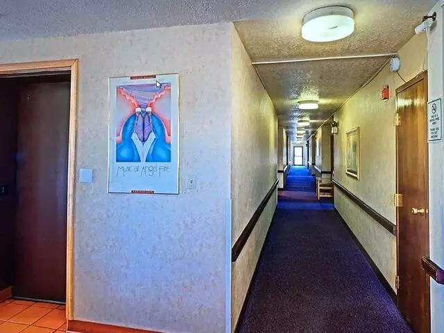 Ambassador Inn