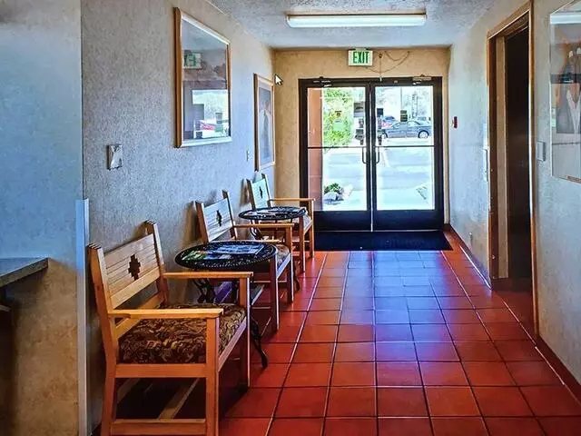Ambassador Inn