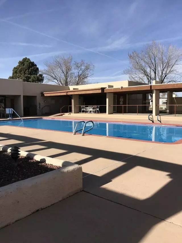 Albuquerque Meadows