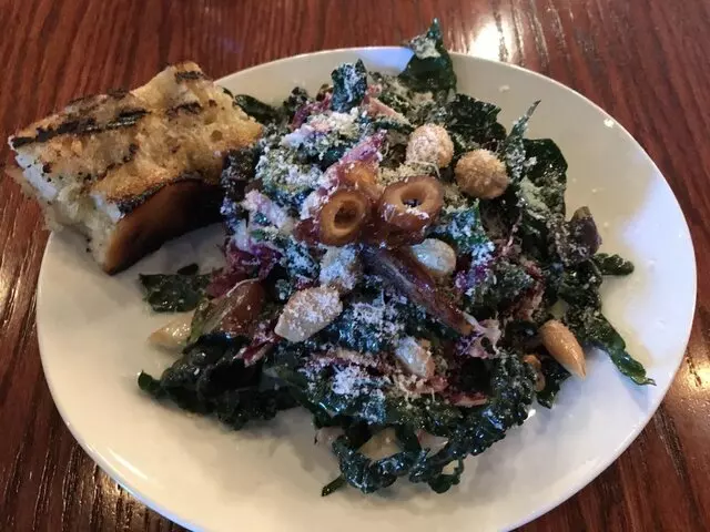 Farina Alto Pizzeria & Wine Bar