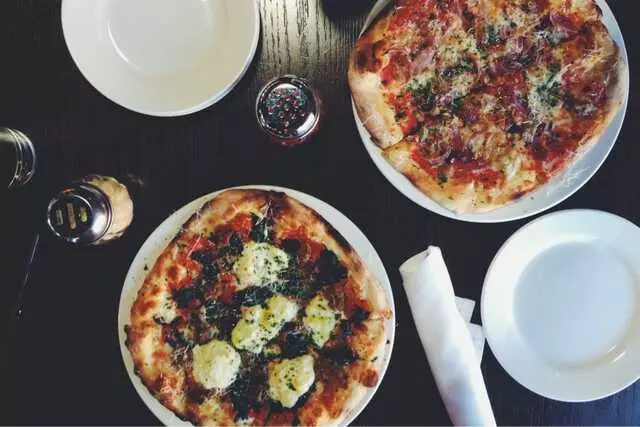 Farina Alto Pizzeria & Wine Bar