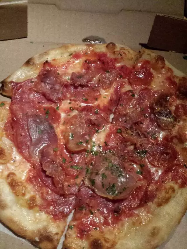 Farina Alto Pizzeria & Wine Bar