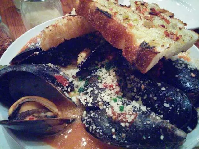 Farina Alto Pizzeria & Wine Bar