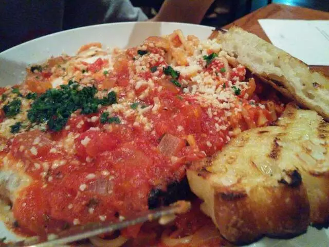 Farina Alto Pizzeria & Wine Bar