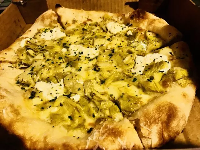 Farina Alto Pizzeria & Wine Bar