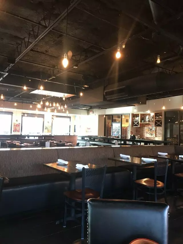 Farina Alto Pizzeria & Wine Bar