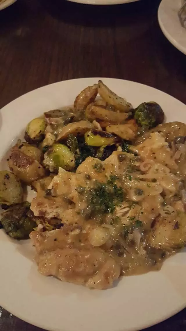 Farina Alto Pizzeria & Wine Bar