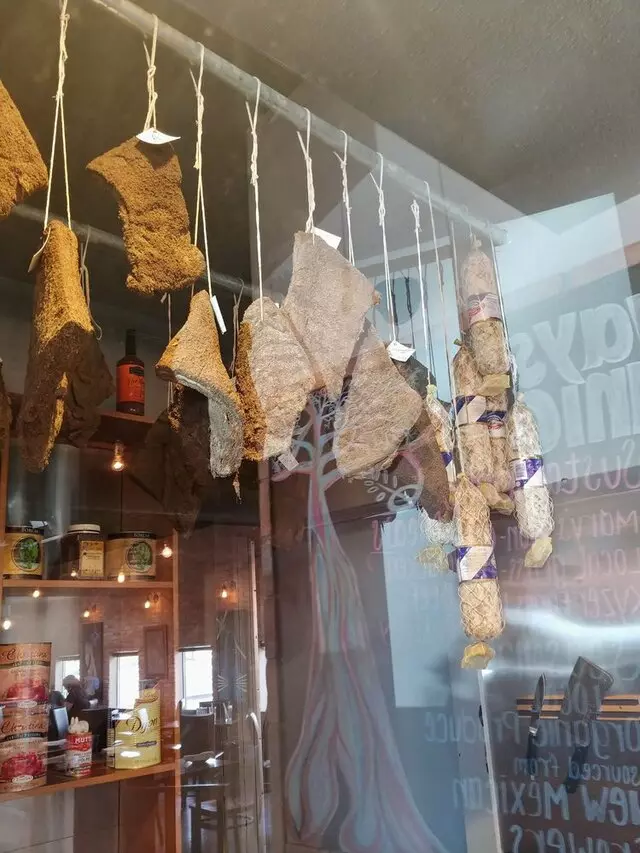 Farina Alto Pizzeria & Wine Bar