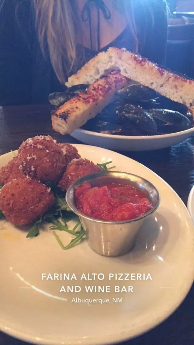 Farina Alto Pizzeria & Wine Bar
