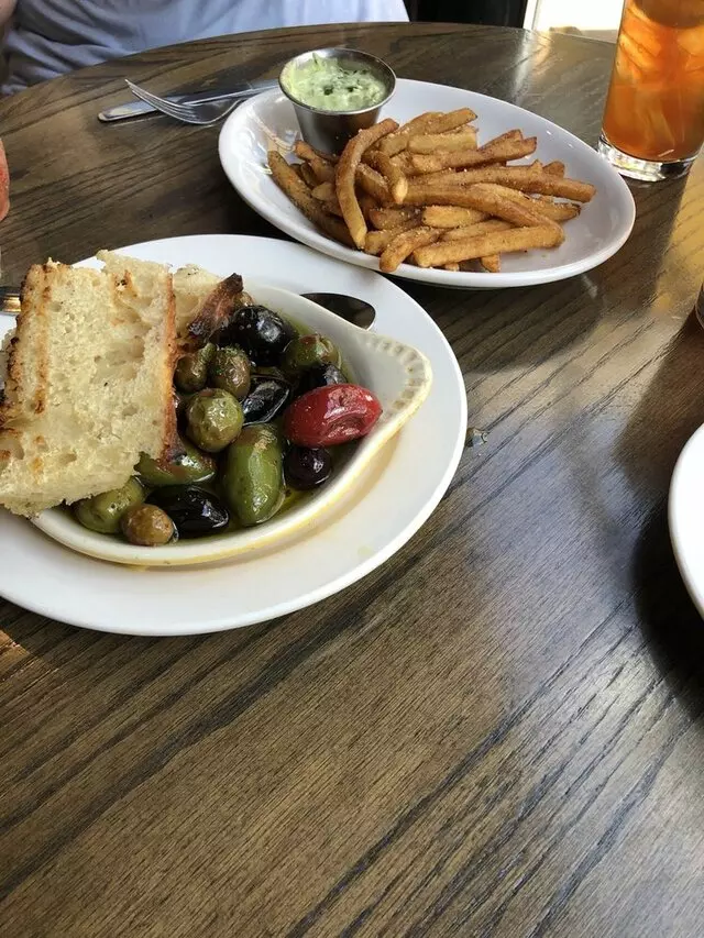 Farina Alto Pizzeria & Wine Bar