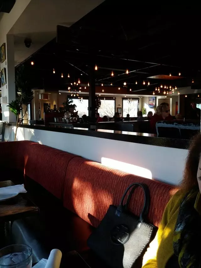 Farina Alto Pizzeria & Wine Bar