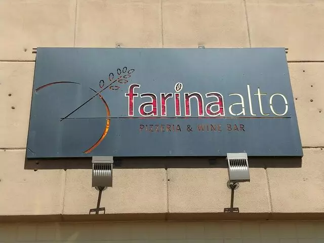 Farina Alto Pizzeria & Wine Bar