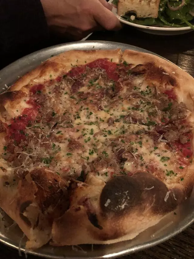 Farina Alto Pizzeria & Wine Bar