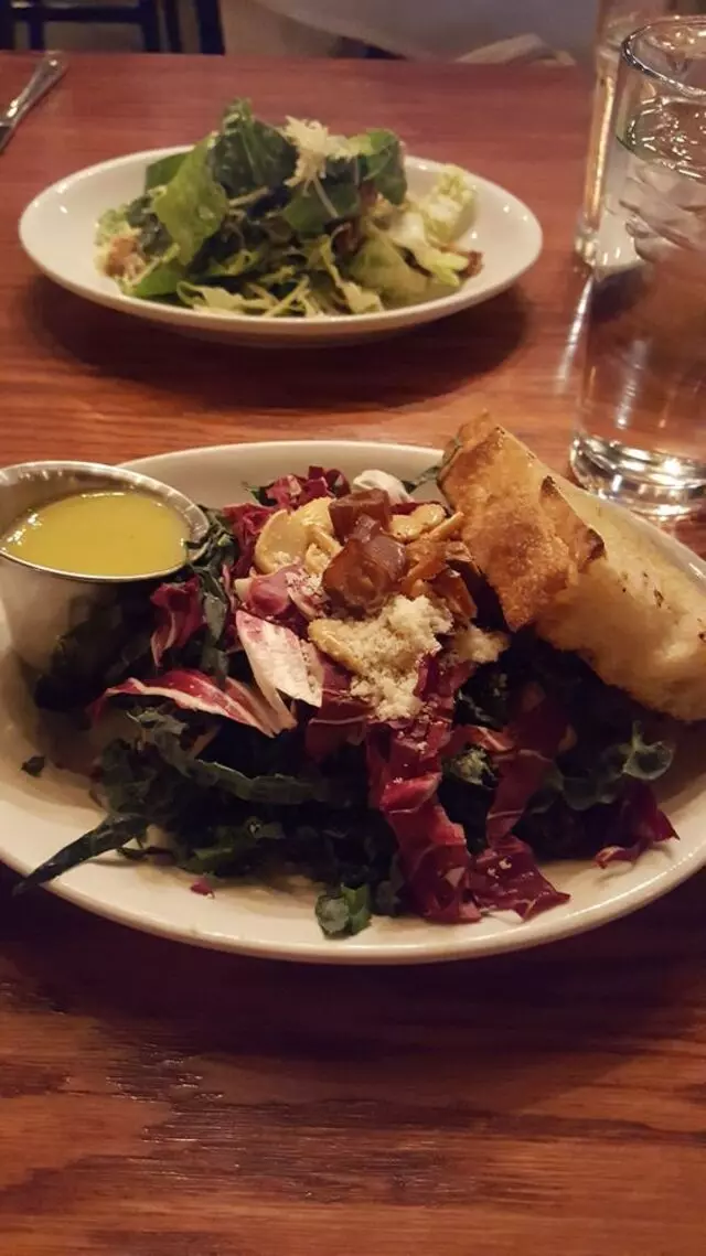 Farina Alto Pizzeria & Wine Bar