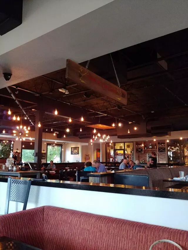 Farina Alto Pizzeria & Wine Bar