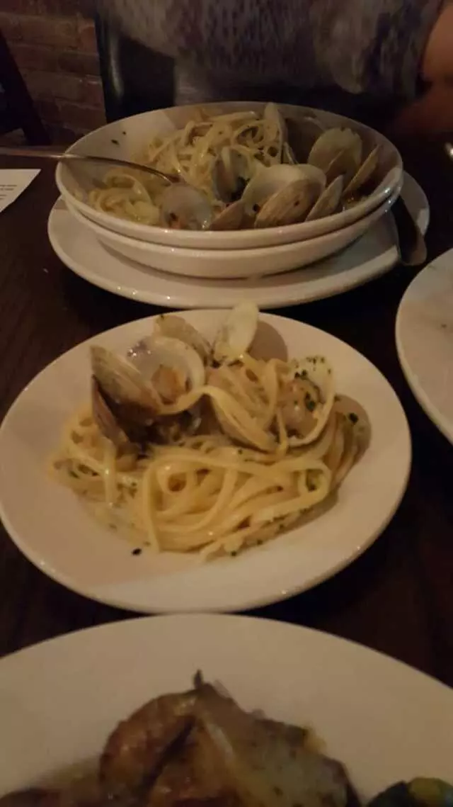 Farina Alto Pizzeria & Wine Bar