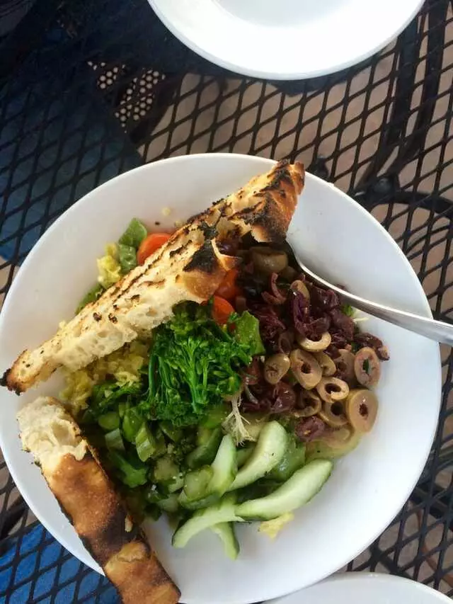 Farina Alto Pizzeria & Wine Bar