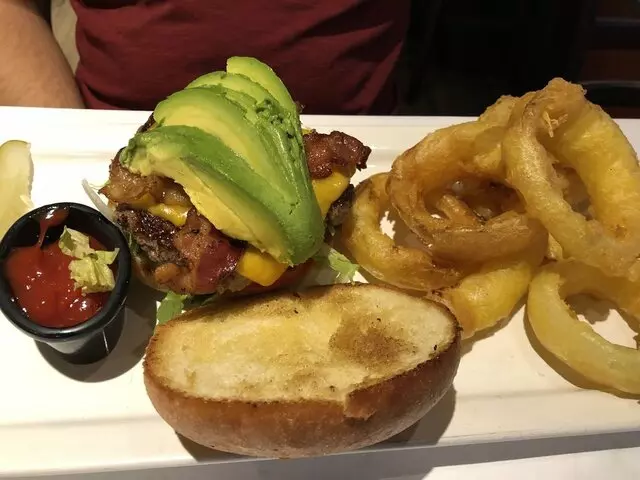 Flamez Bistro
