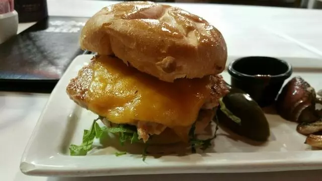 Flamez Bistro