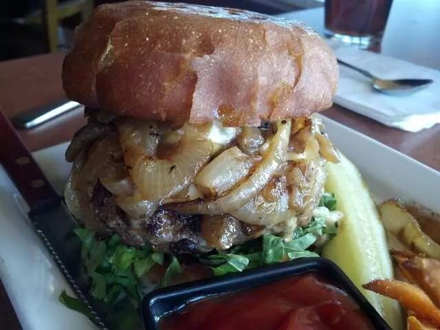 Flamez Bistro
